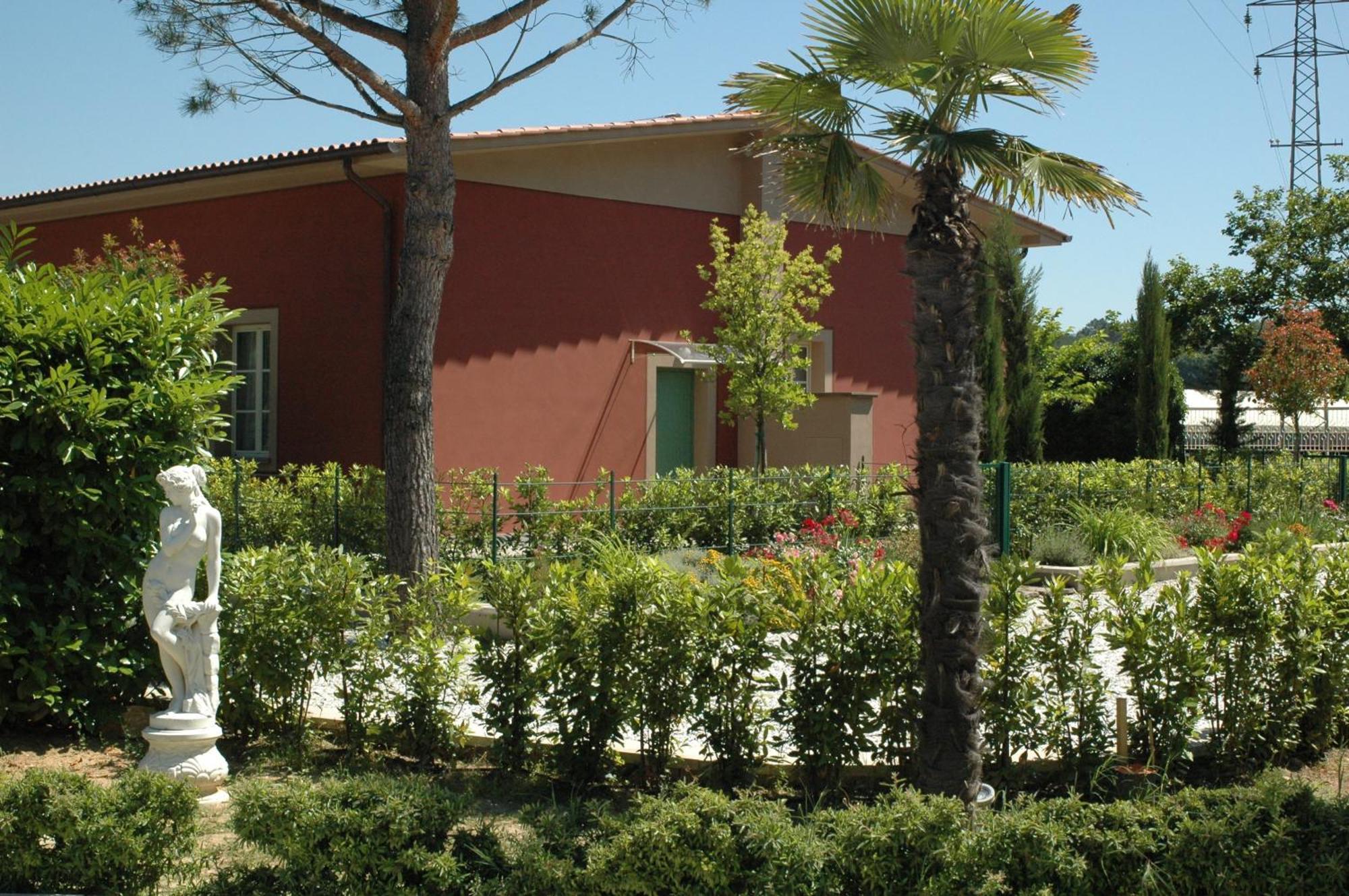 Cevoli Country Resort Lari Exteriér fotografie