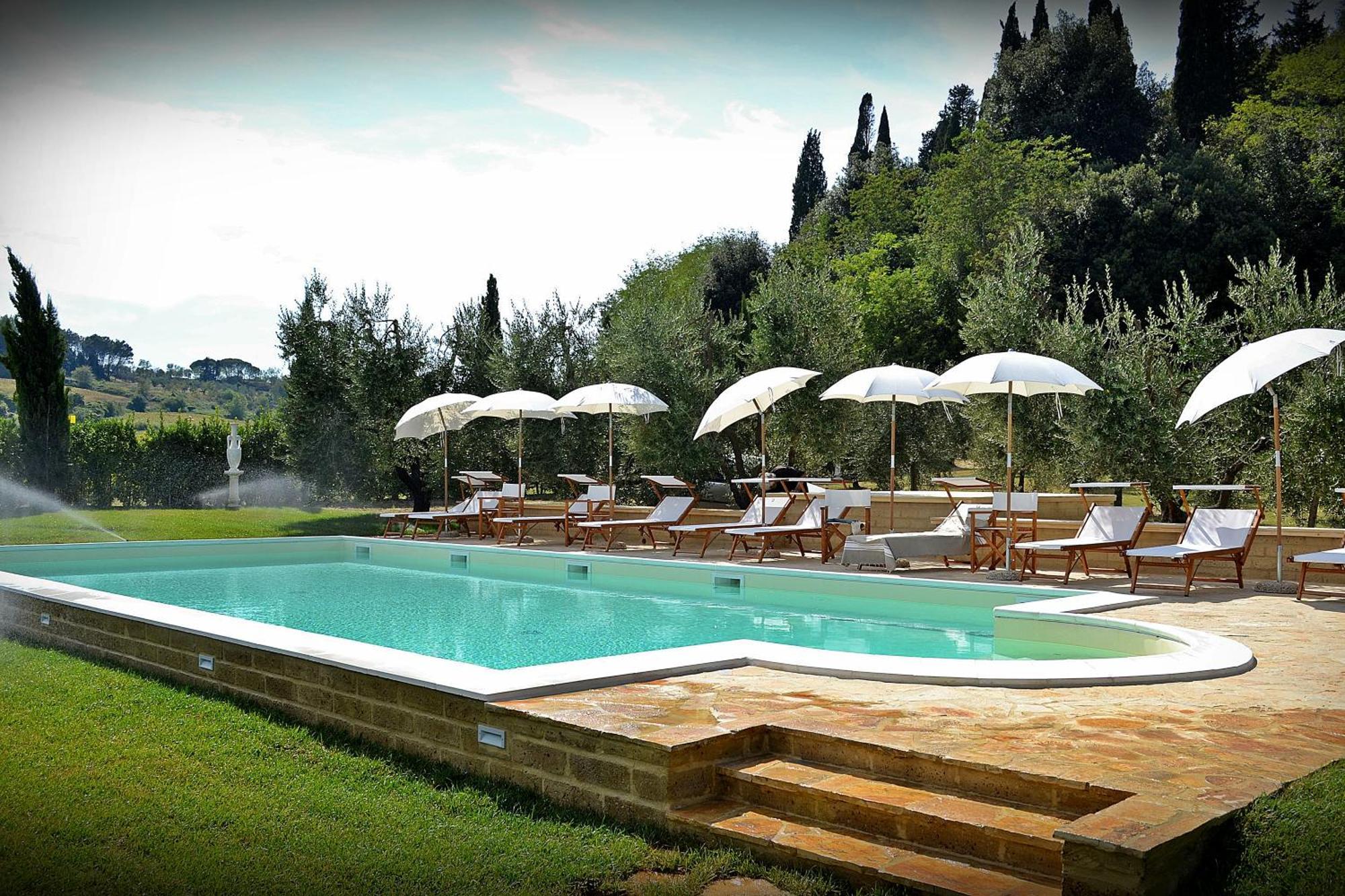 Cevoli Country Resort Lari Exteriér fotografie